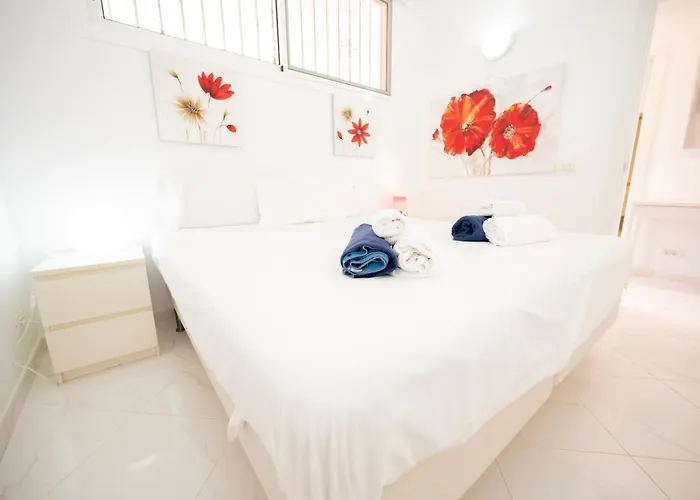 Seagulls Melody C-209 Апартаменти